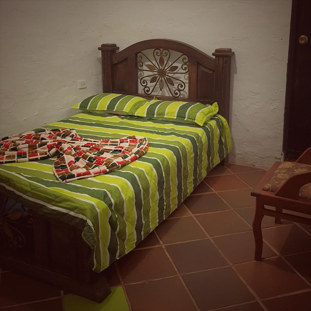 Eco Language Hostal *