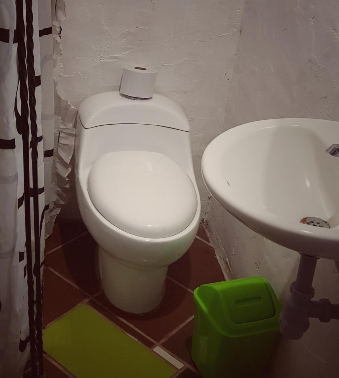 Hostal Eco Language *