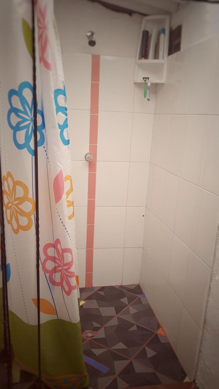 Hostal Eco Language